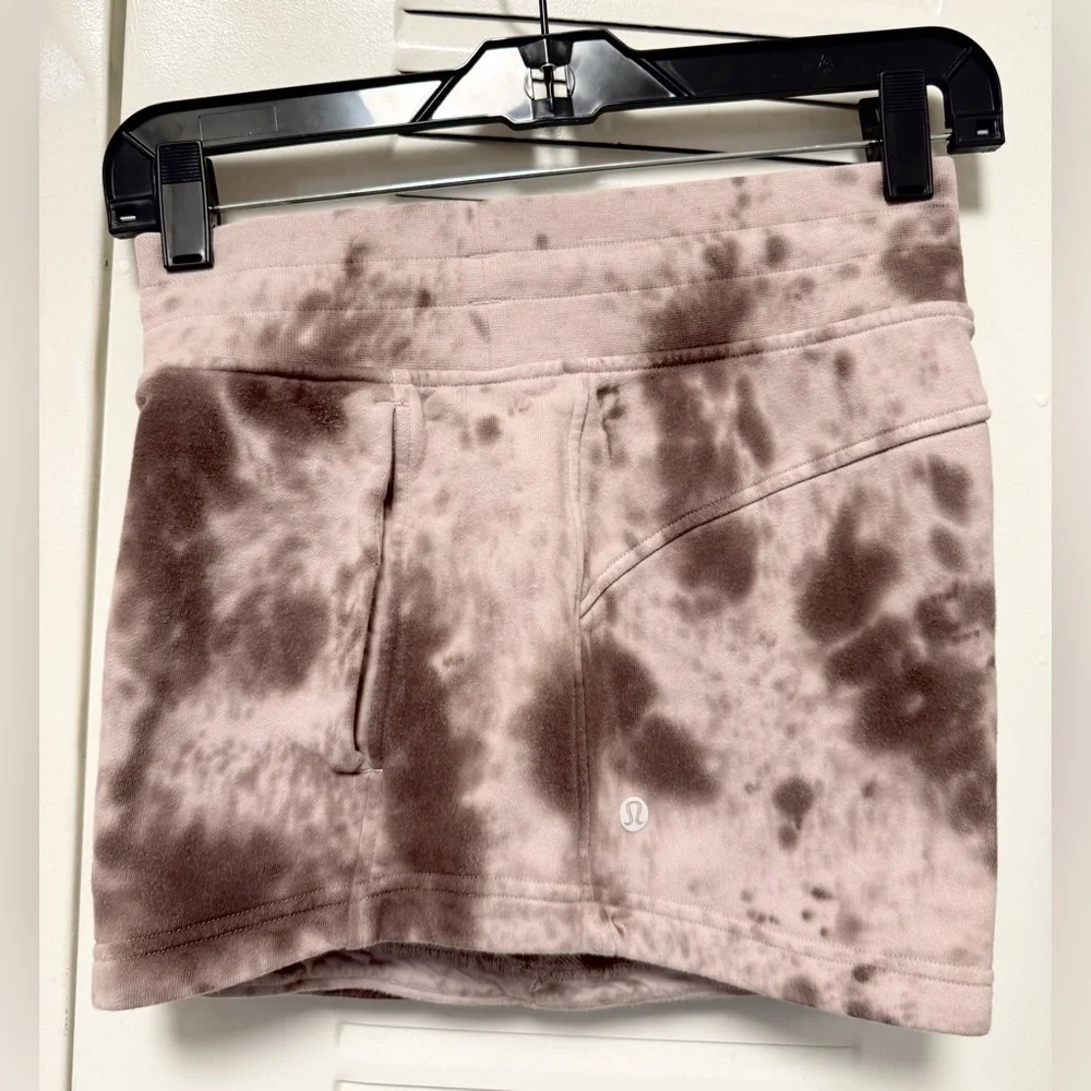 Lululemon Inner Glow Short 3